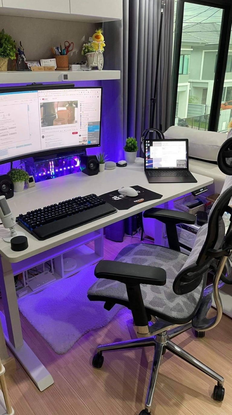 Read more about the article คุณเอกอรุณ เลือก Raise3 โต๊ะสุขภาพ Ergo Desk