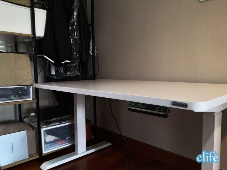 Read more about the article Ergodesk คุณหญิง โต๊ะปรับระดับไฟฟ้า Adjustable Desk Raise3 Set สีขาวล้วน