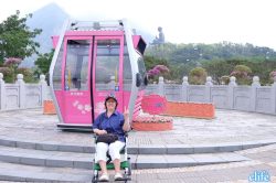 Read more about the article Elderlife คุณพิมพ์พิมล รถเข็นนั่งวีลแชร์น้ำหนักเบา เดินทางขึ้นเครื่องบินได้