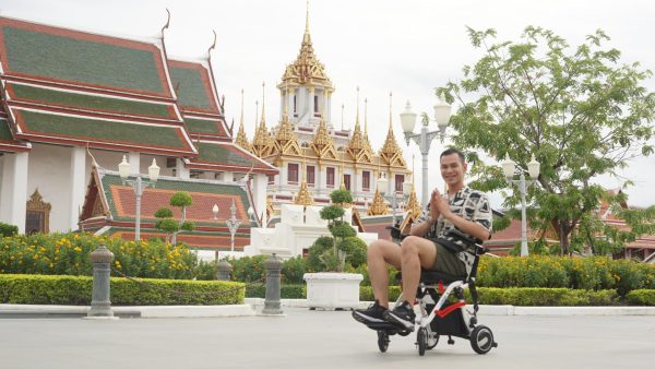 Lite7 | รถเข็นไฟฟ้าเพื่อการท่องเที่ยว เบาเพียง 16Kg บังคับ Wireless - Image 9