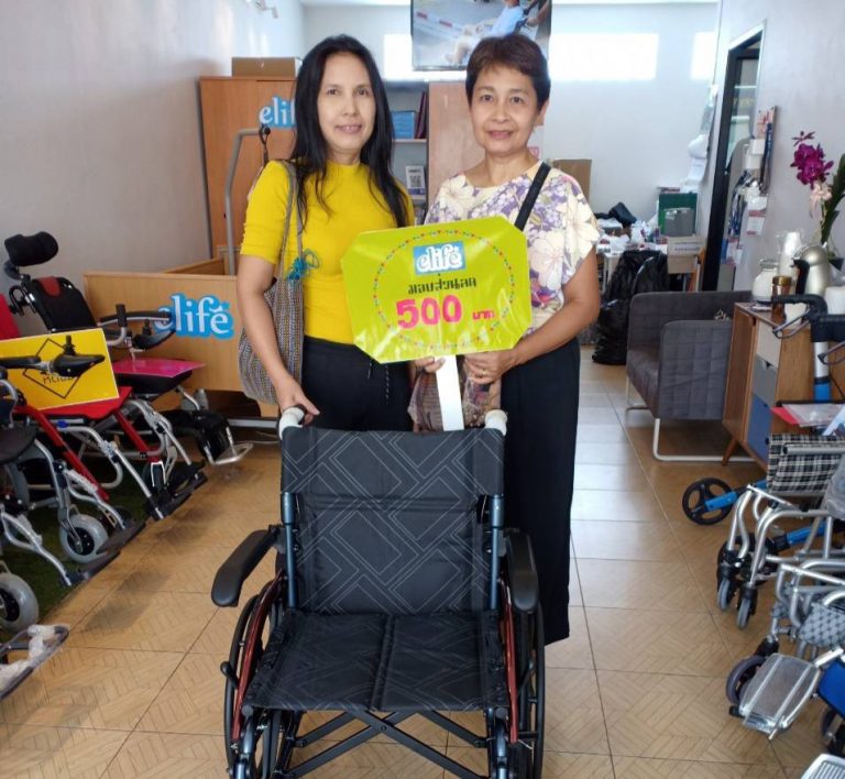 Read more about the article คุณวรพรรณ Ew-120 ซื้อสินค้าหน้าร้าน