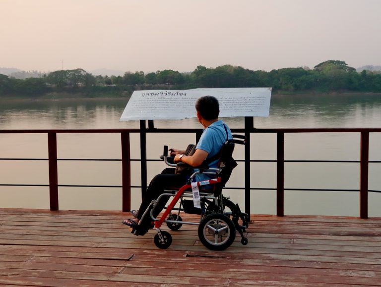 Read more about the article รีวิวเที่ยวเชียงคานกับ รถเข็นไฟฟ้า Elife รุ่น Lite1