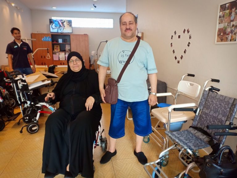 Read more about the article รถเข็นไฟฟ้ารุ่น Litepro Mr.Khalid Mustafa Zughbi